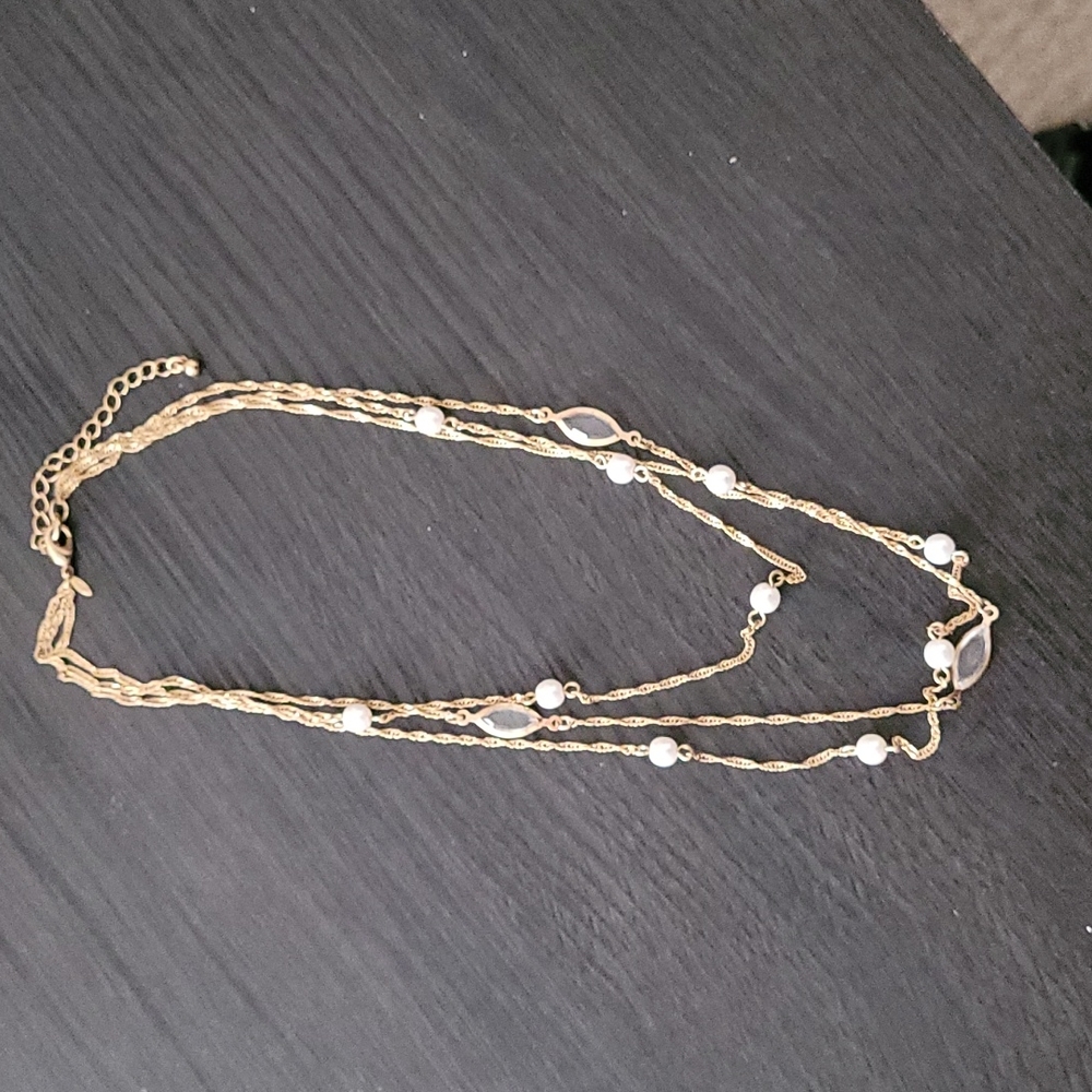 Avon gold pearl necklace